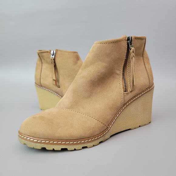 TOMS Avery Wedge Ankle Boots Bootie Women Size 7.5 Side Zip Up Brown Suede - Picture 1 of 10